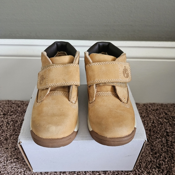 Timberland Toddler Shoes Size 8 - Picture 4 of 4